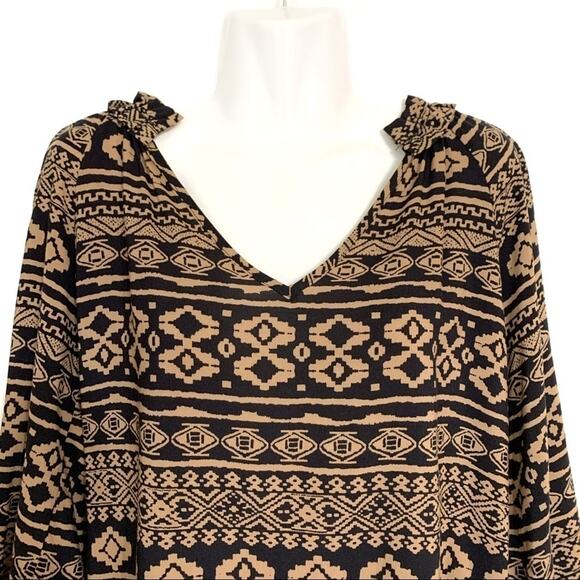 Stitch Fix Renee C. Tribal Geometric Print Top Blouse Black Small - Picture 3 of 6